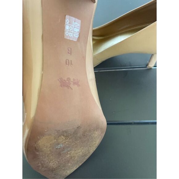 Coach NY Gold plated black tan pointy toe heels patent leather Size 10B Office - Picture 7 of 12